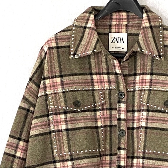 Zara Plaid Flannel Oversized Shacket with Fringe Hem and Studded Detailing - Picture 4 of 13